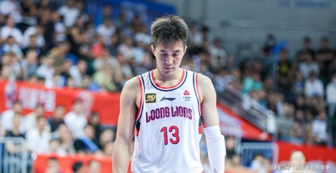 包含今晚广州队调整名单以备NBA总决赛，外线爆发环节打磨，媒体盛赞，赛季目标并未改变的词条-爱游戏网页版